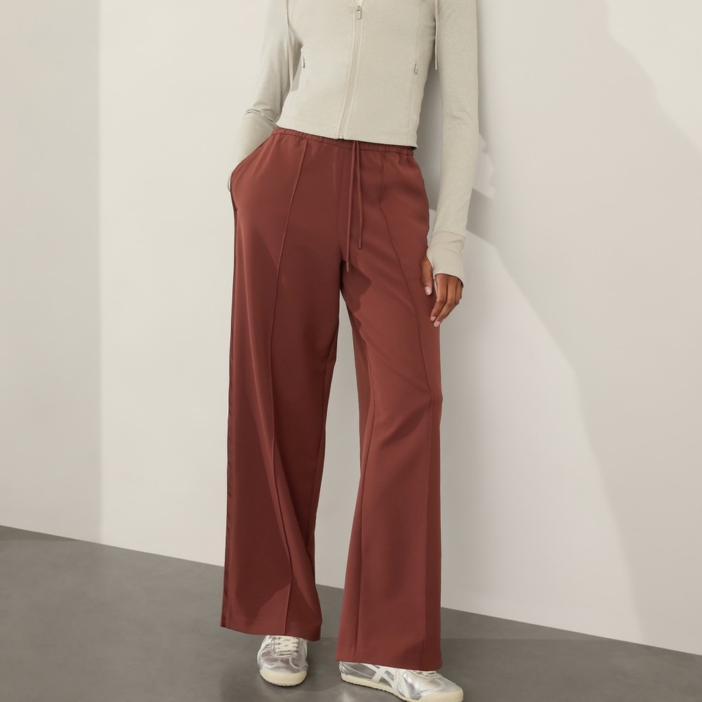 NWT Athleta Endeavor Relaxed Pant Wide Leg Drawstring Pants Cherrywood XL